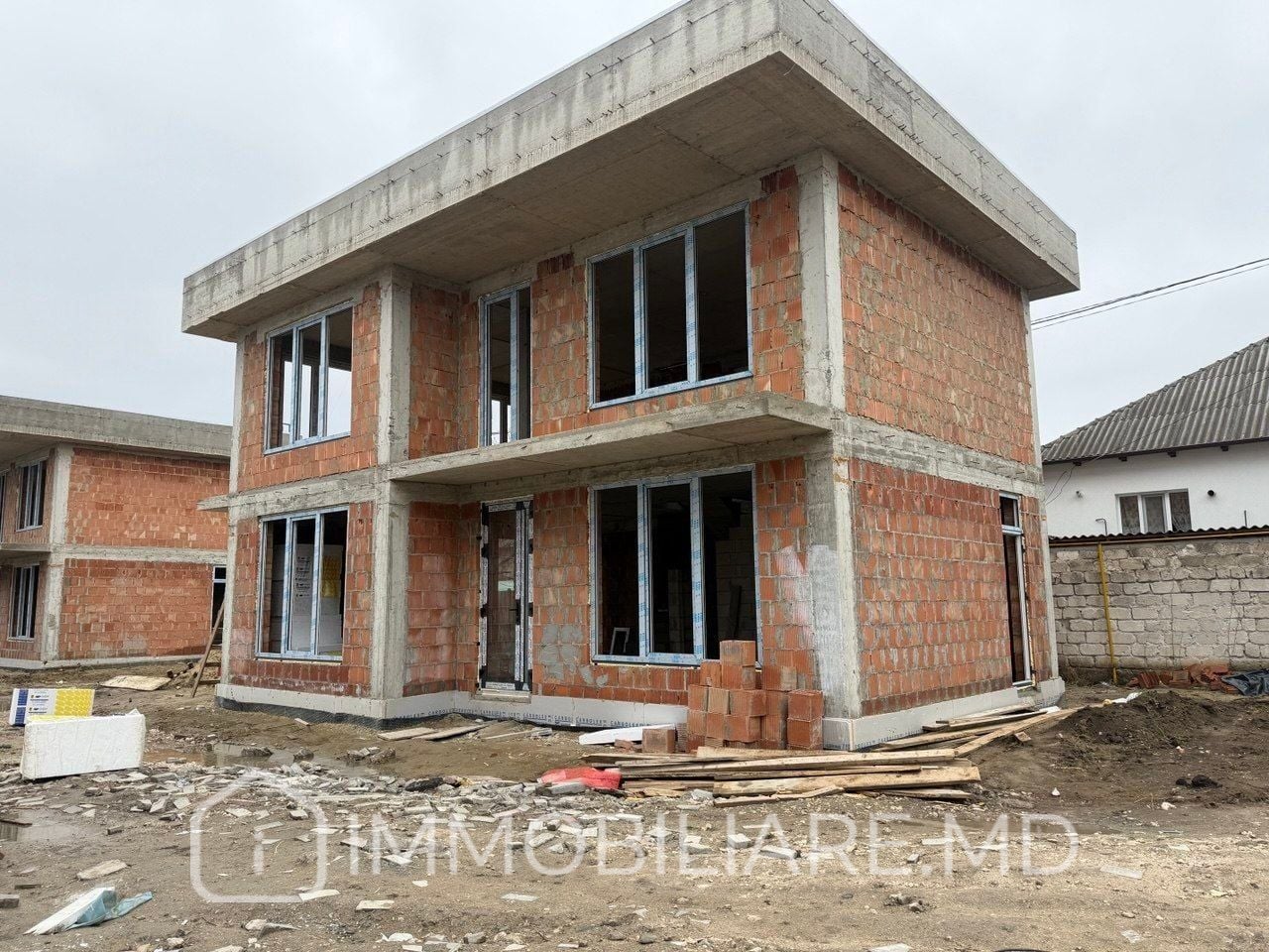 Casă cu 2 niveluri, loc. Măgdăcești, r-nul Criuleni - Photo 1