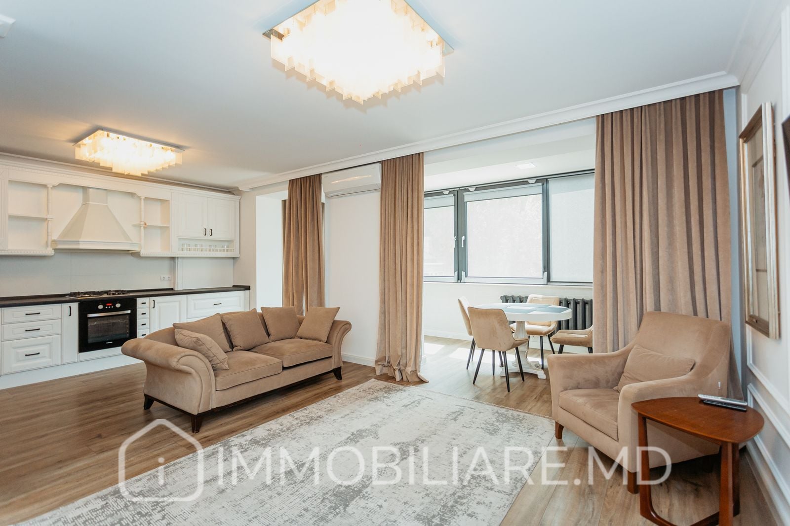 Apartament cu 4 camere, sect. Buiucani - Photo 1