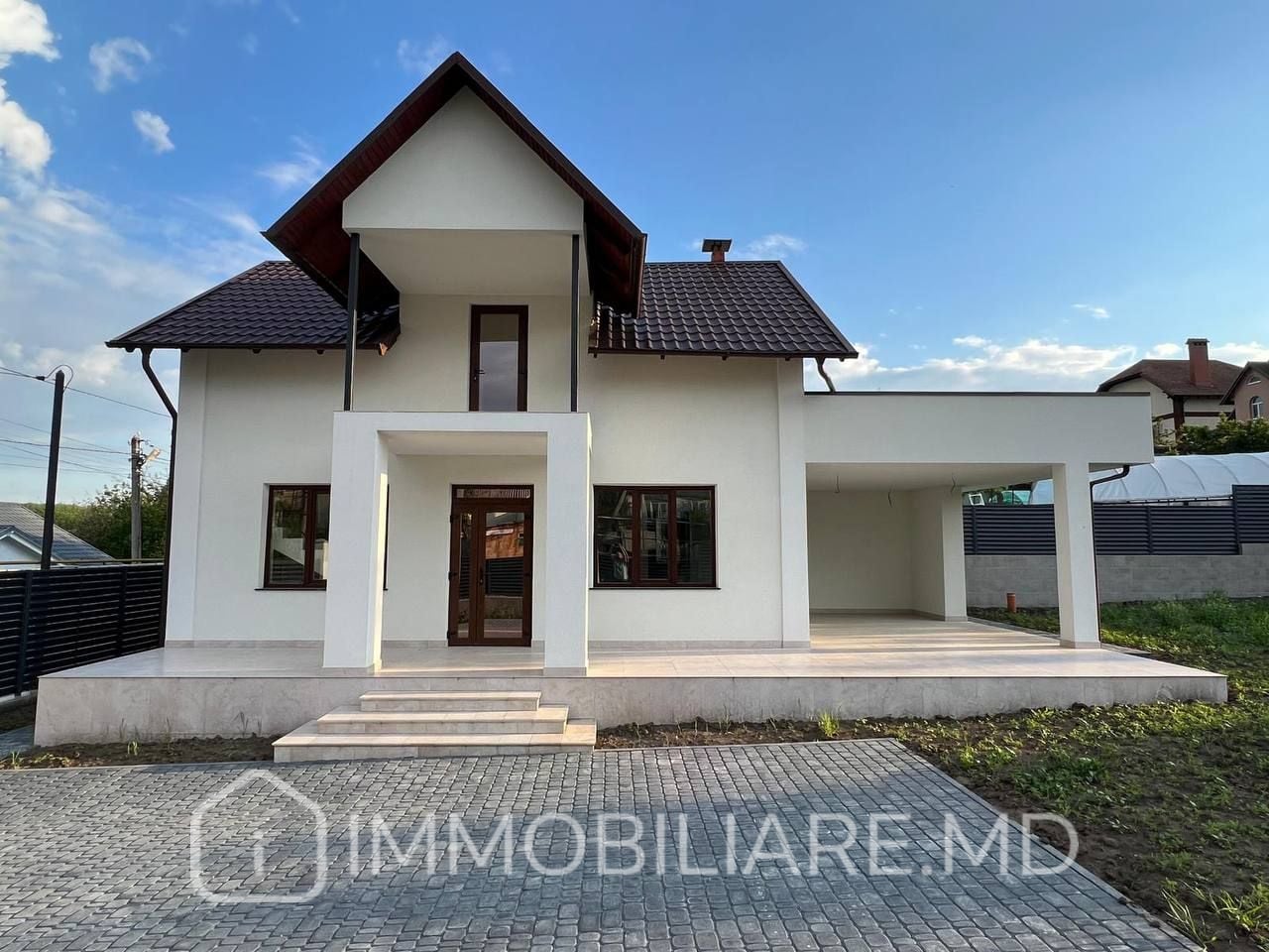 Casă cu 2 niveluri, com. Tohatin , IP Liliacul Roz  - Photo 1
