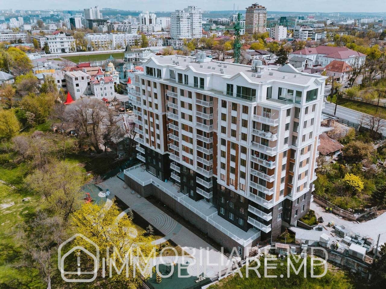 Apartament cu 2 camere, sect. Centru - Photo 1