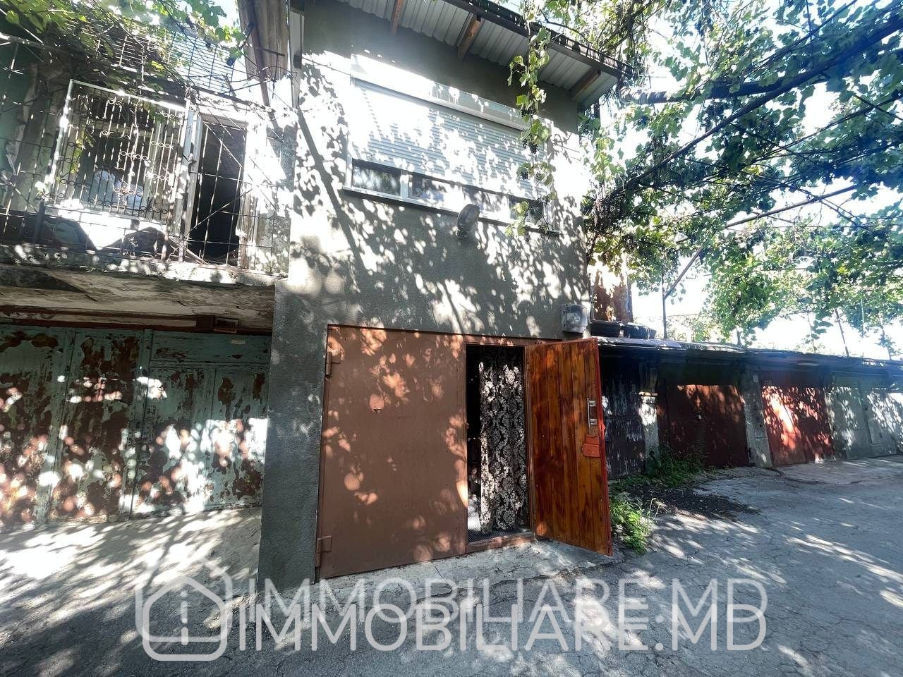 Garaj, sect. Ciocana - Photo 1