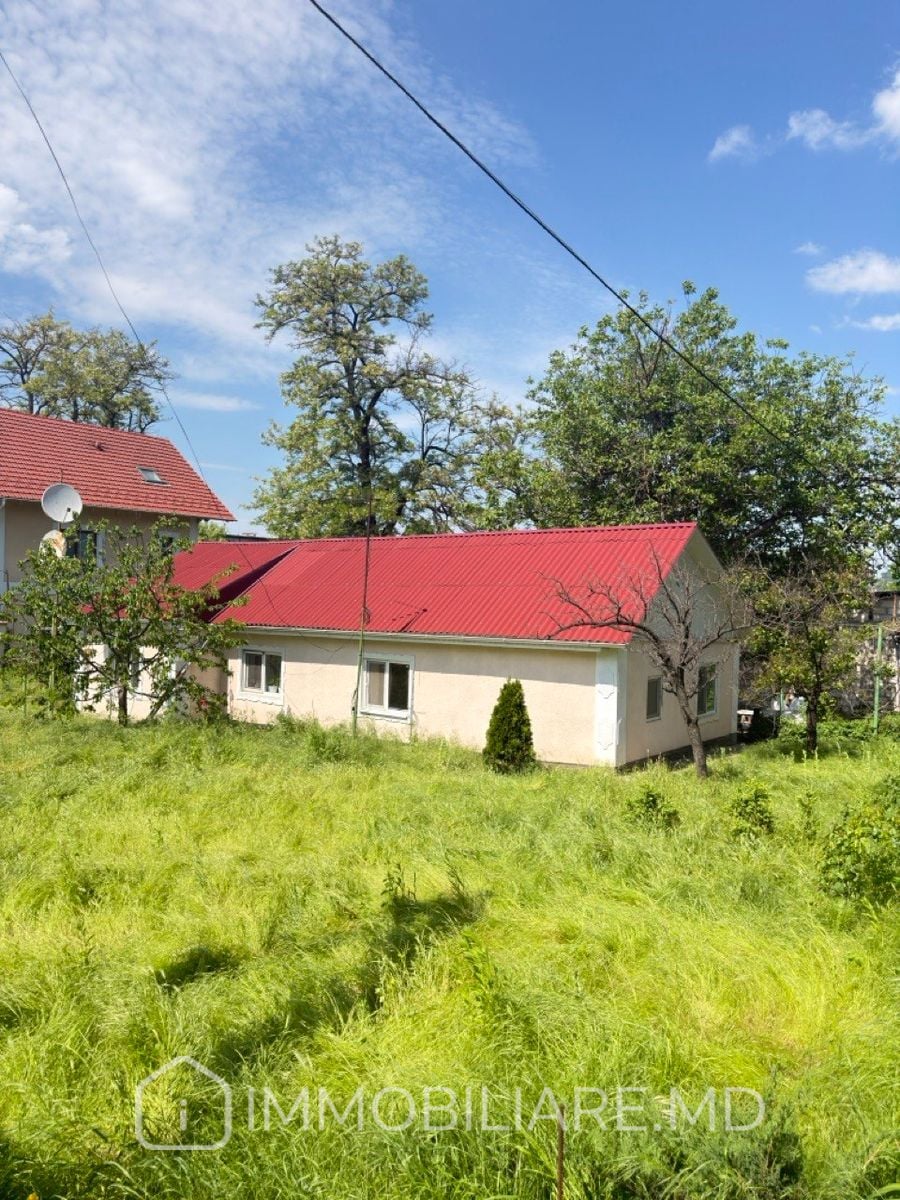 Casă, sect. Botanica - Photo 1