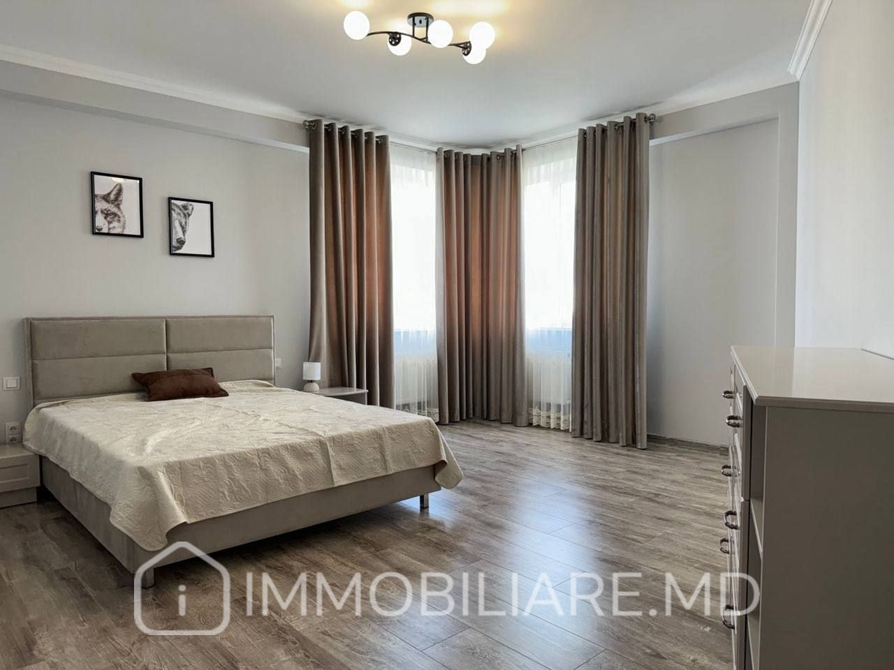 Apartament cu 2 camere, sect. Centru  - Photo 1