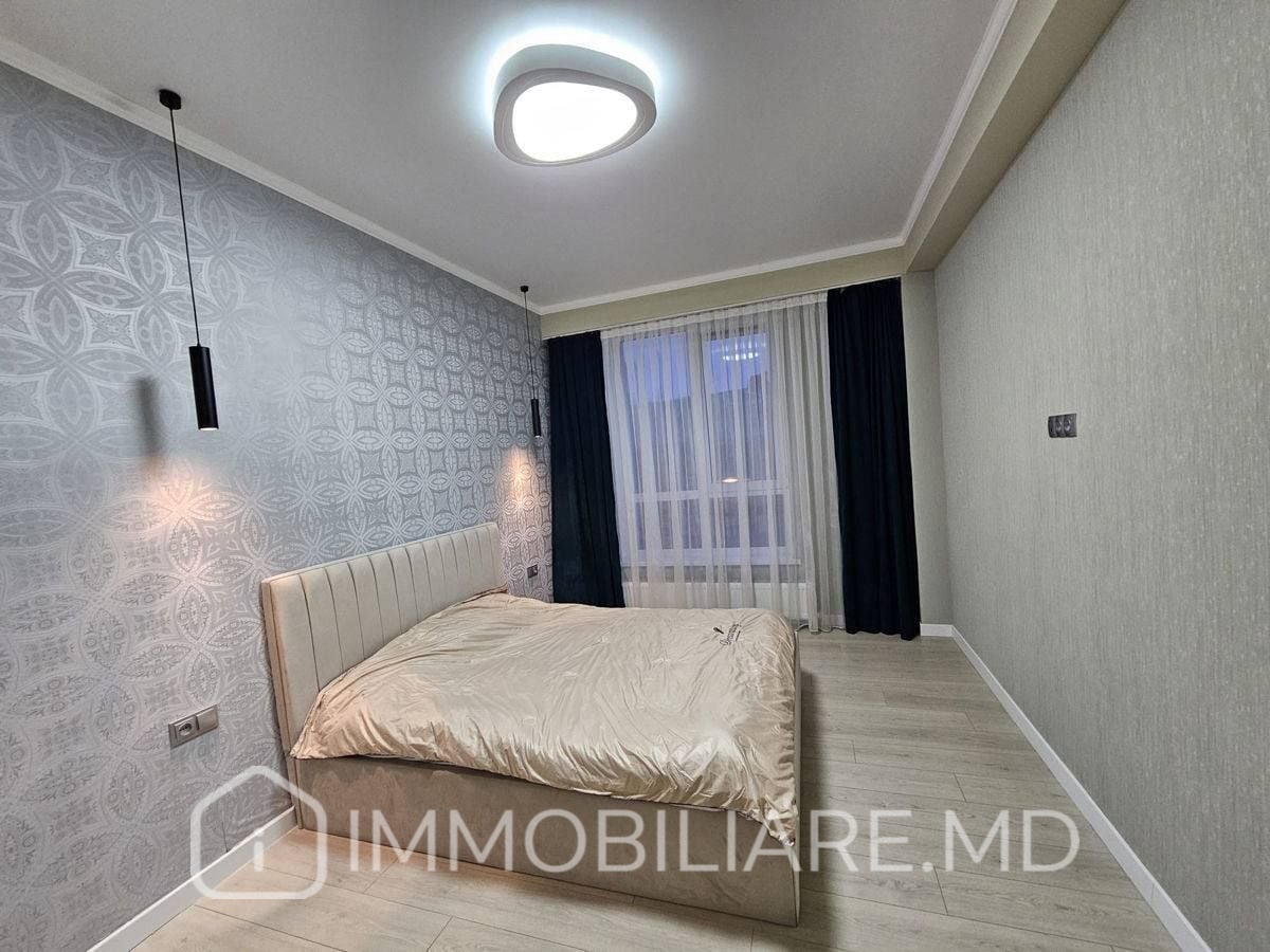 Apartament cu 2 camere, sect. Centru  - Photo 1