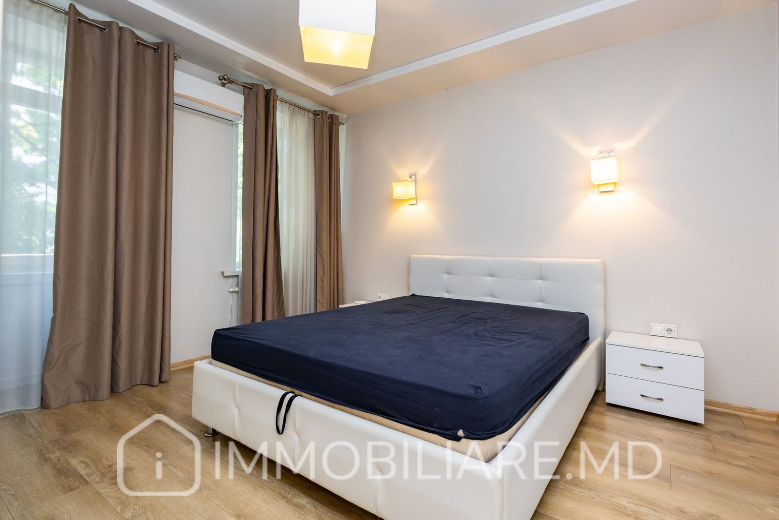 Apartament cu 2 camere, sect. Centru - Photo 1