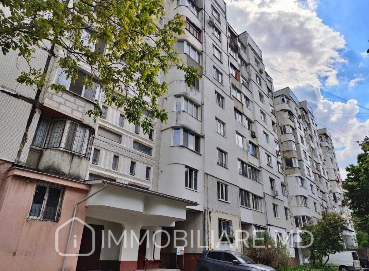 Apartament cu 3 camere, sect. Botanica  - Photo 1
