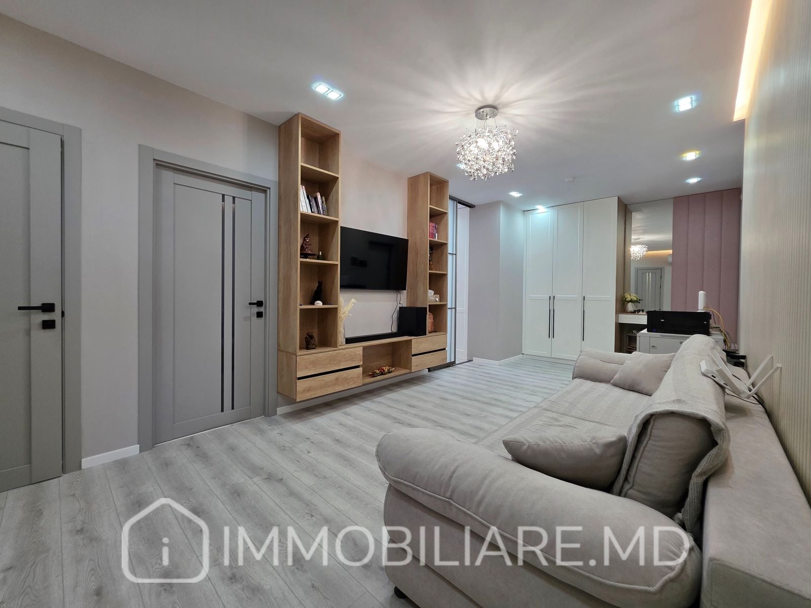 Apartament cu 3 camere, sect. Râșcani  - Photo 1