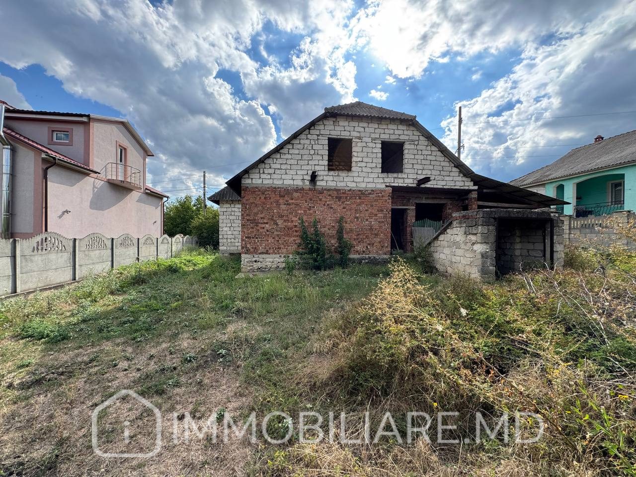 Casă cu 2 niveluri, or. Ialoveni - Photo 1