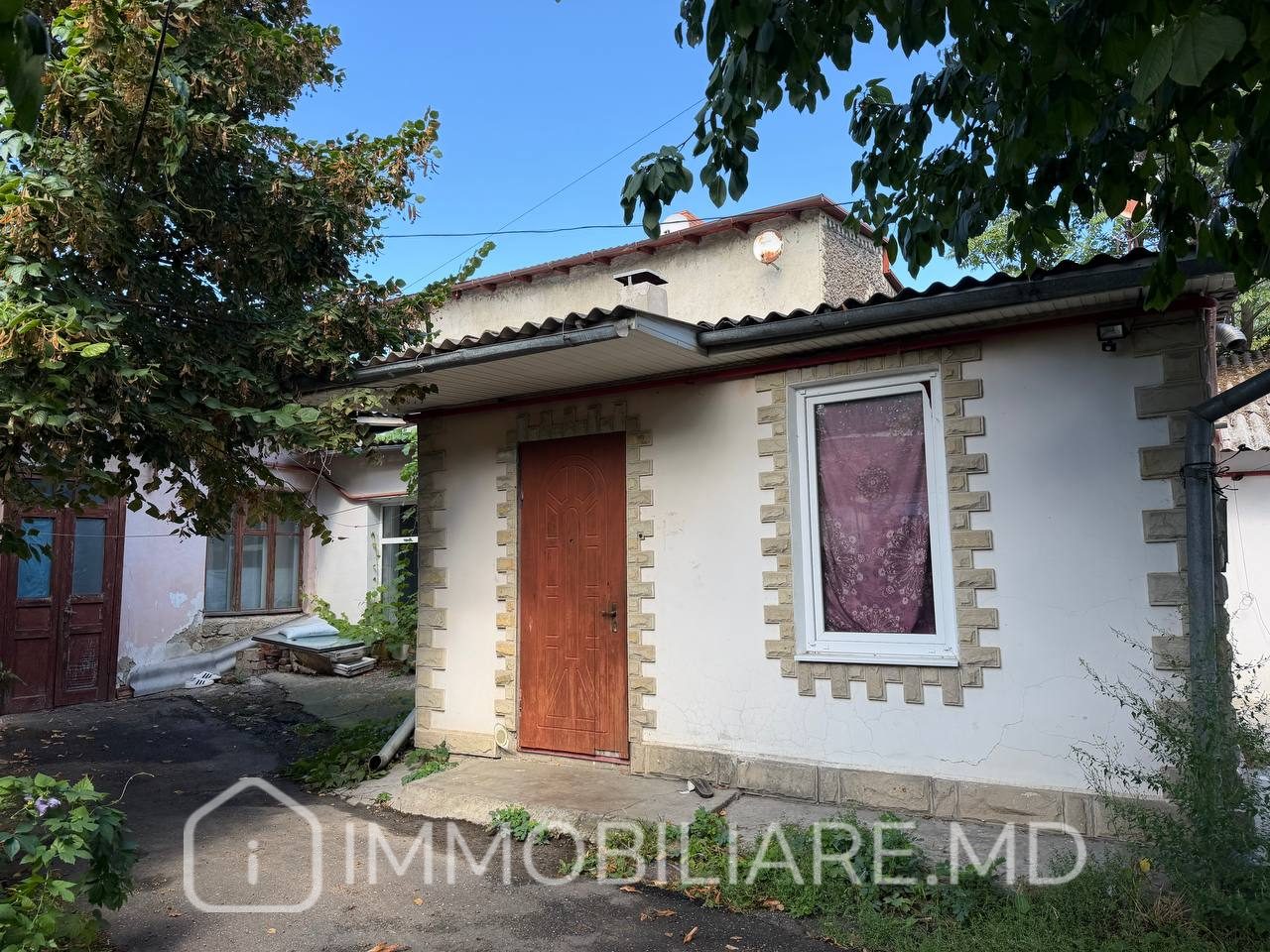 Apartament cu 3 camere, sect. Centru  - Photo 1