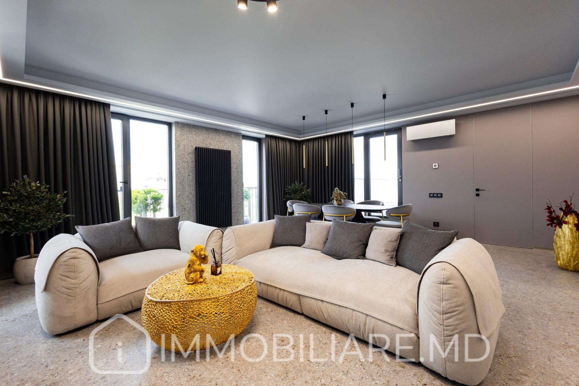 Penthouse cu 2 camere, sect. Centru - Photo 1