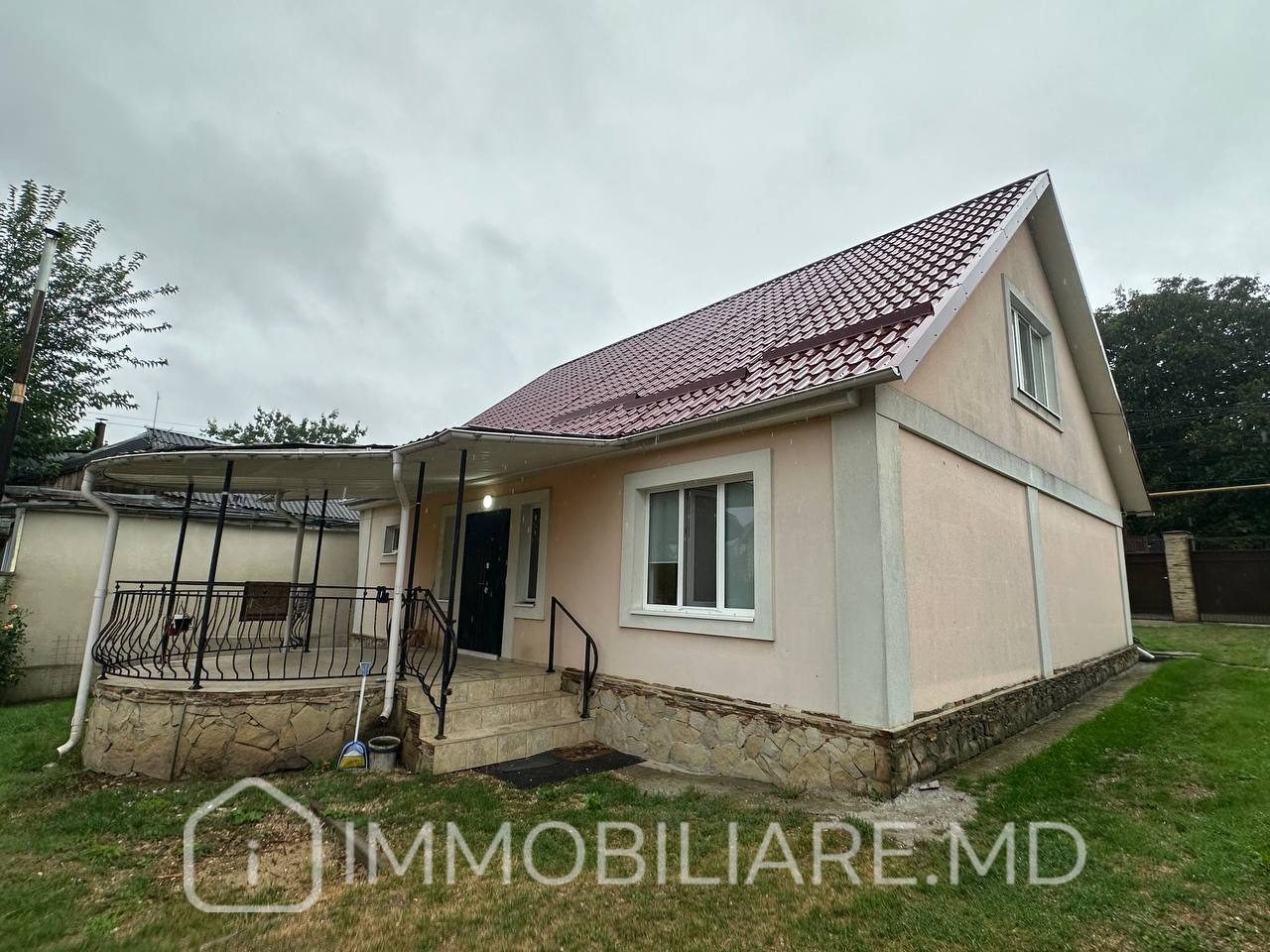 Casă cu 2 niveluri, sect. Buiucani  - Photo 1