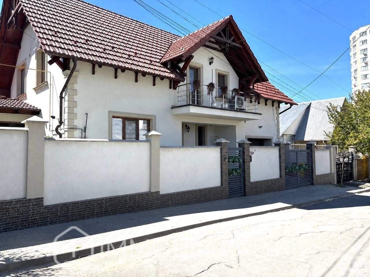 Casă cu 2 niveluri, or. Stăuceni  - Photo 1