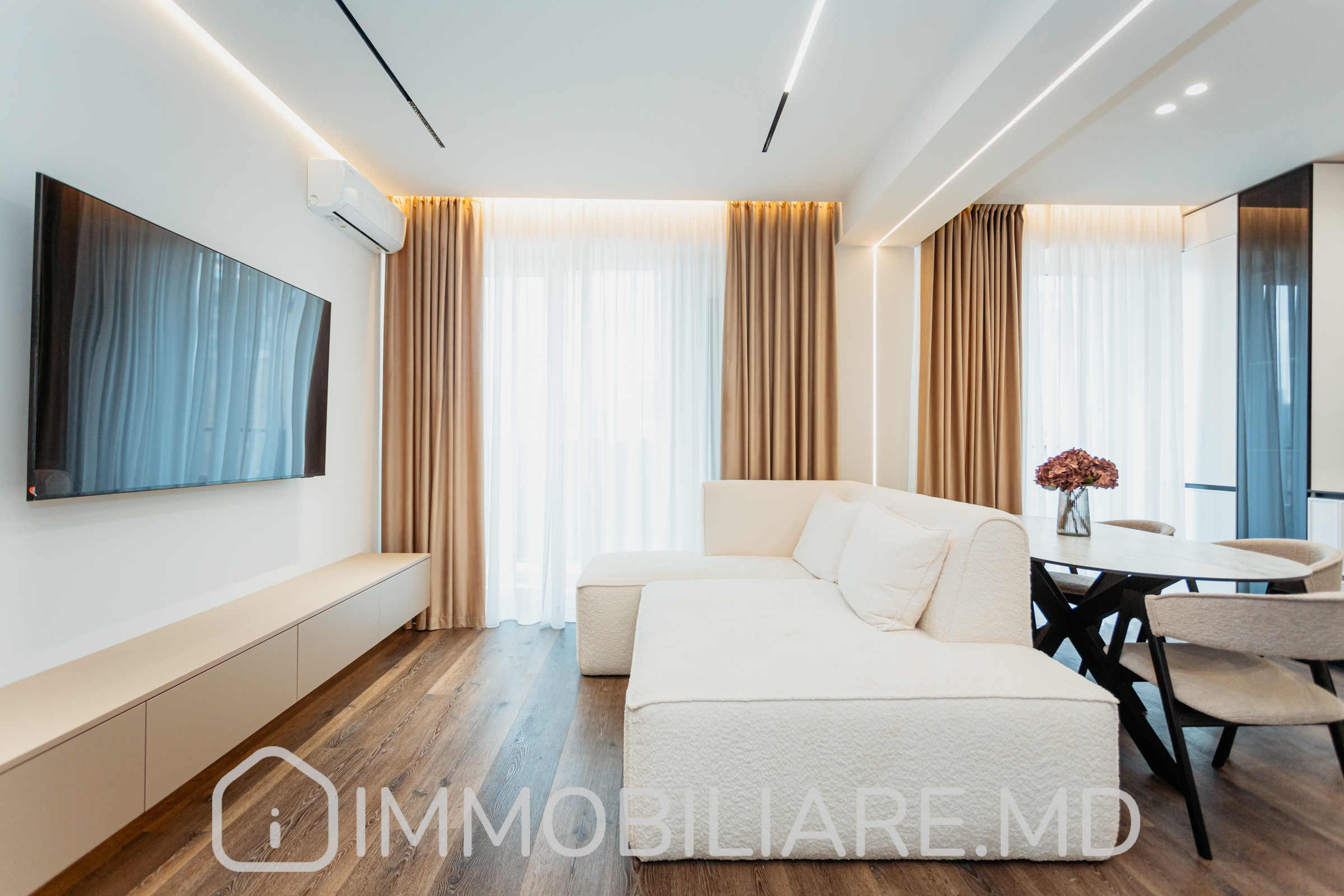 Apartament cu 2 camere, sect. Centru - Photo 1