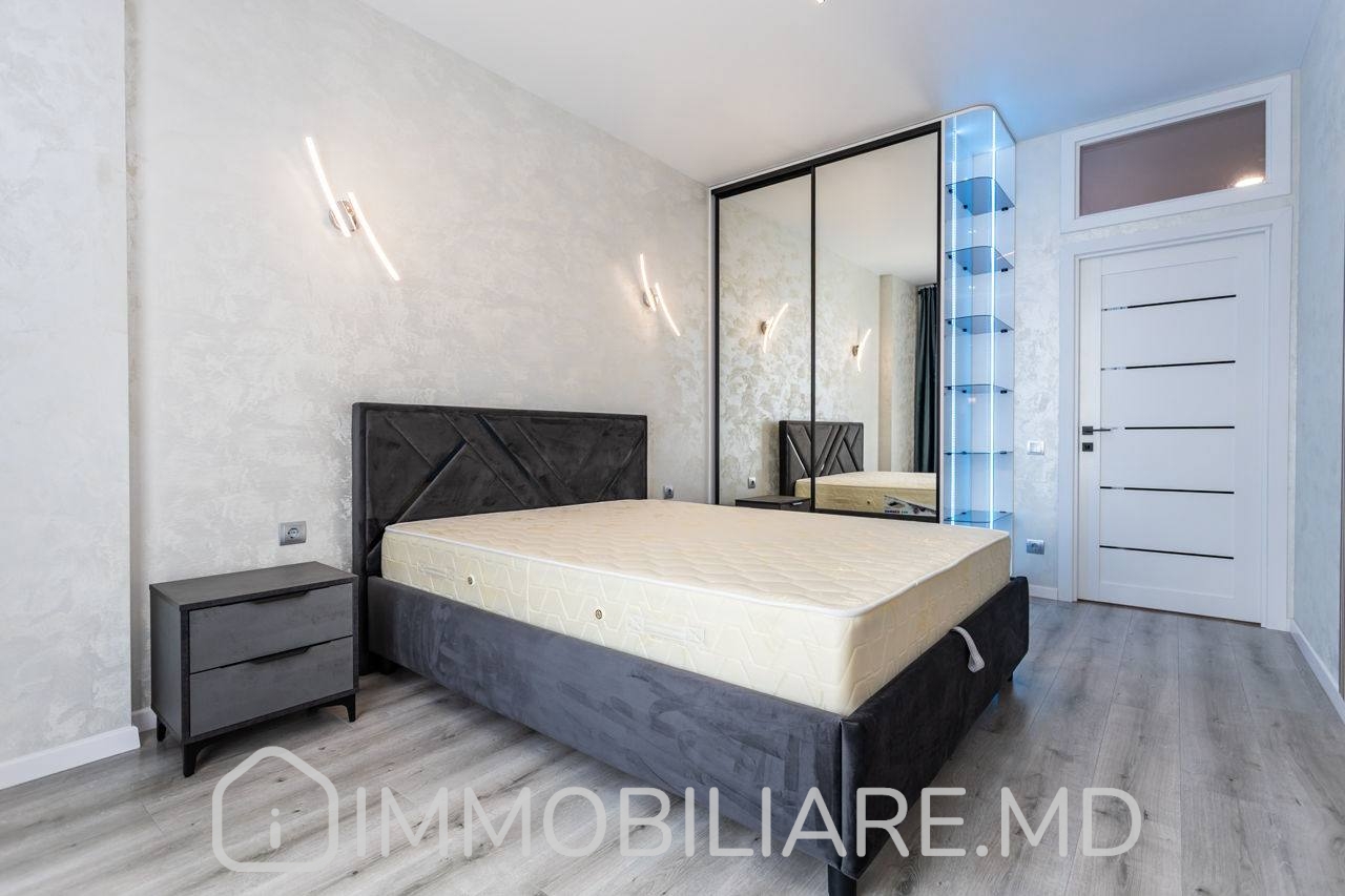 Apartament cu 2 camere, sect. Centru - Photo 1